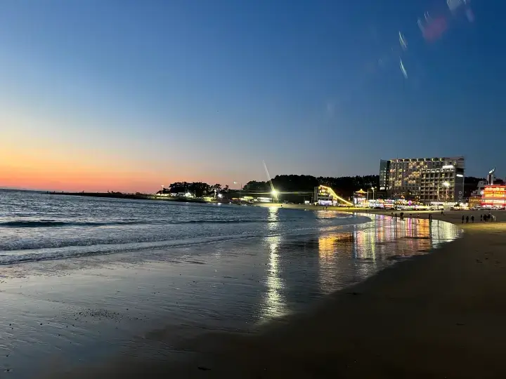 Eurwangni Beach in Incheon at night